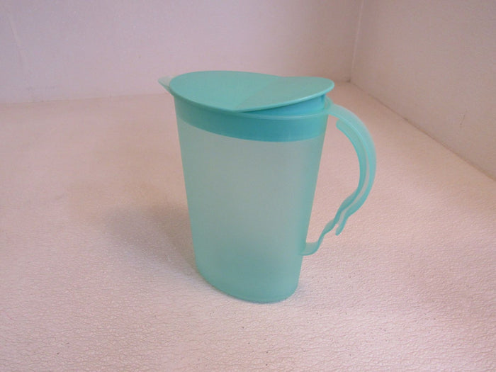 Tupperware-Oval-Pitcher-Teal-333B-2-144 1