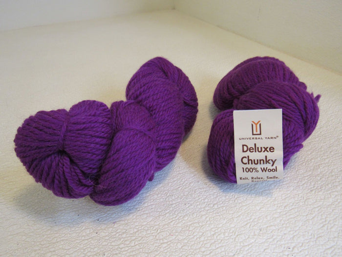 Universal-Yarn-Deluxe-Chunky-Yarn-Mulberry-2-Skeins-120-Yards-Each-692 1