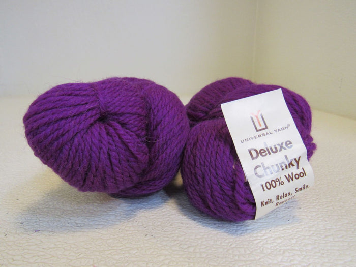 Universal-Yarn-Deluxe-Chunky-Yarn-Mulberry-2-Skeins-120-Yards-Each-692 3