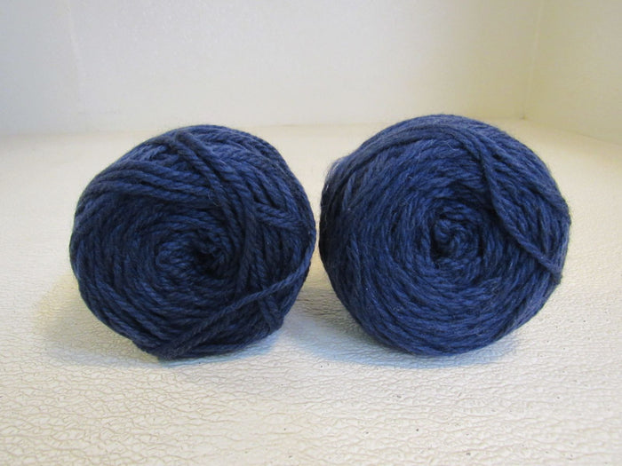 Universal-Yarn-Deluxe-Chunky-Yarn-Navy-2-Skeins-120-Yards-Each-Needle-Size-9-11-694 4