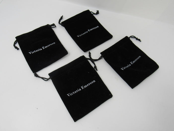 Victoria-Emerson-Jewlery-Bags-Lot-of-4-Blacks-614 2