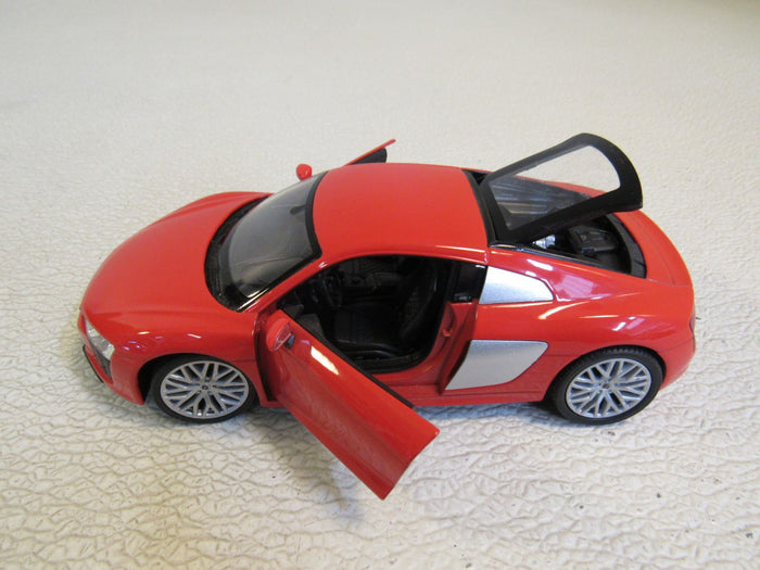 Welly-Audi-R8-V10-Model-Car-Red-Scale-Doors-and-Back-Open-EXCITE39720290-868 7