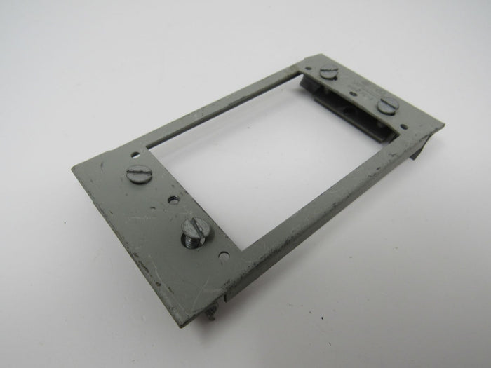 Wiremold-Raceway-External-Device-Cover-Plate-5in-x-x-1in-5007C-1-744 1