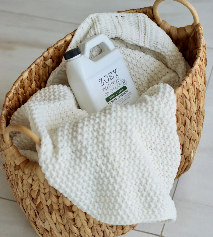 Zoet Naturals Free & Clean Laundry Detergent | Fragrance Free for Sensitive Skin, Plant Based